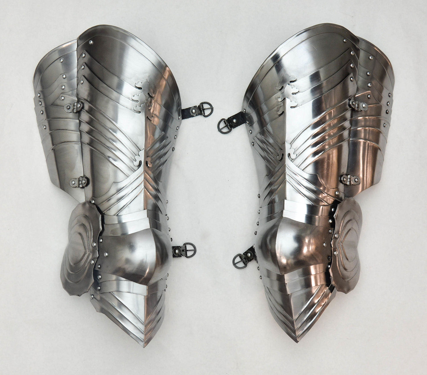 Gothic Leg Armor - 16 Gauge