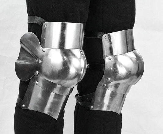 Knee Armor Set / Poleyns - 16 Gauge Steel