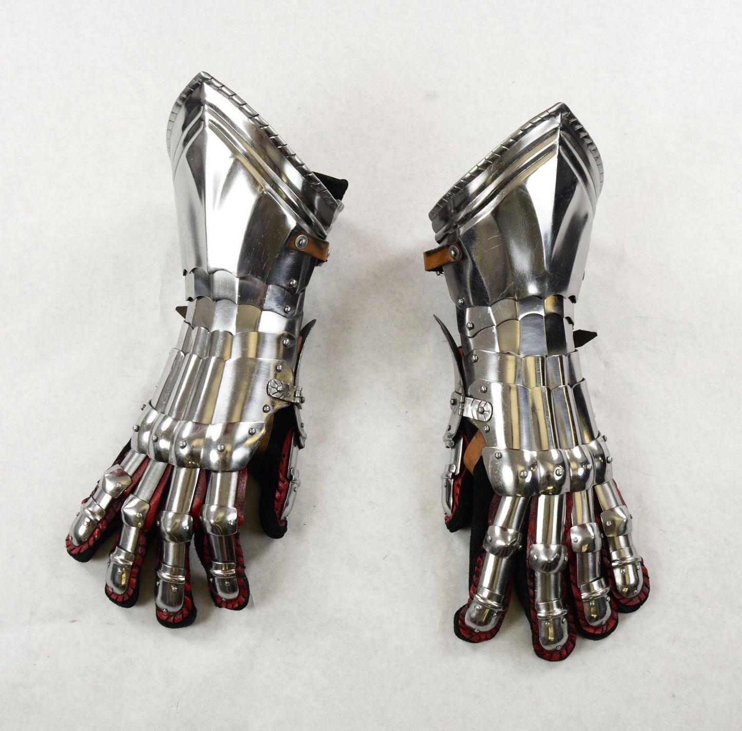 Gothic Gauntlets - 16 Gauge Steel
