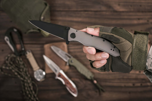 https://armory.net/blogs/news/tactical-vs-historic-knives-what-s-the-best-for-your-collection