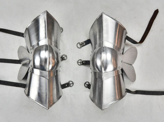 15th Century Knee and Leg Armor - 18 Gauge