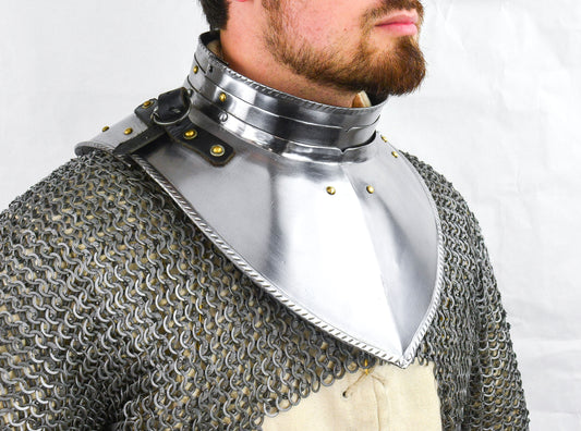 Steel Gorget with Articulated Collar