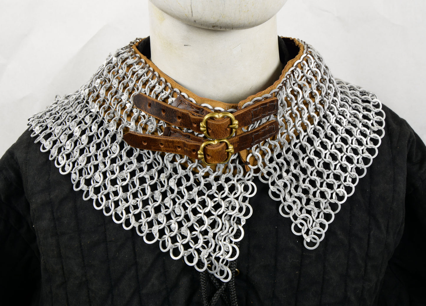 DANA Aluminum Chainmail Standard - Bishop's Mantle - Dome Riveted Round Rings and Alternating Flat Rings