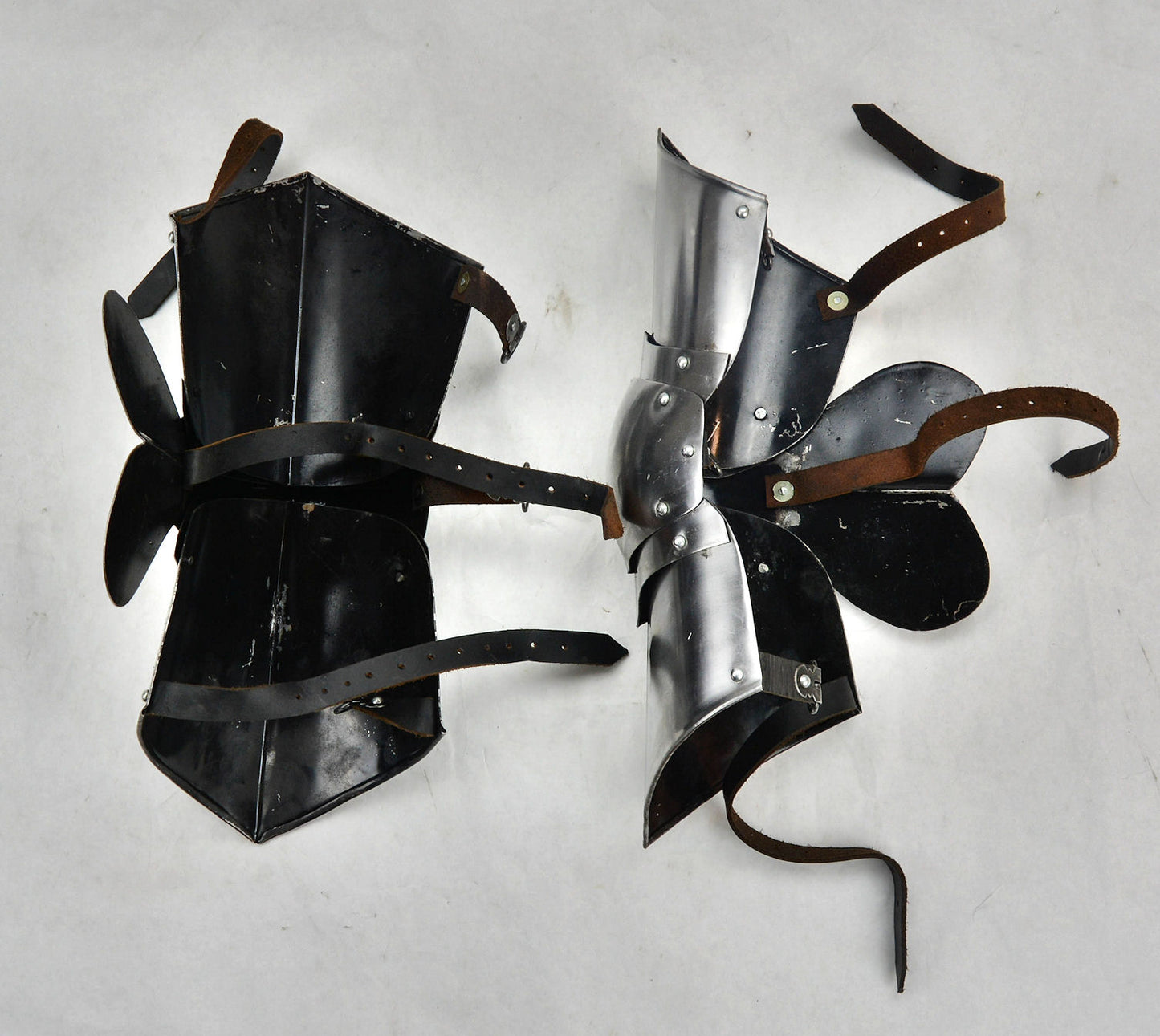 15th Century Knee and Leg Armor - 18 Gauge